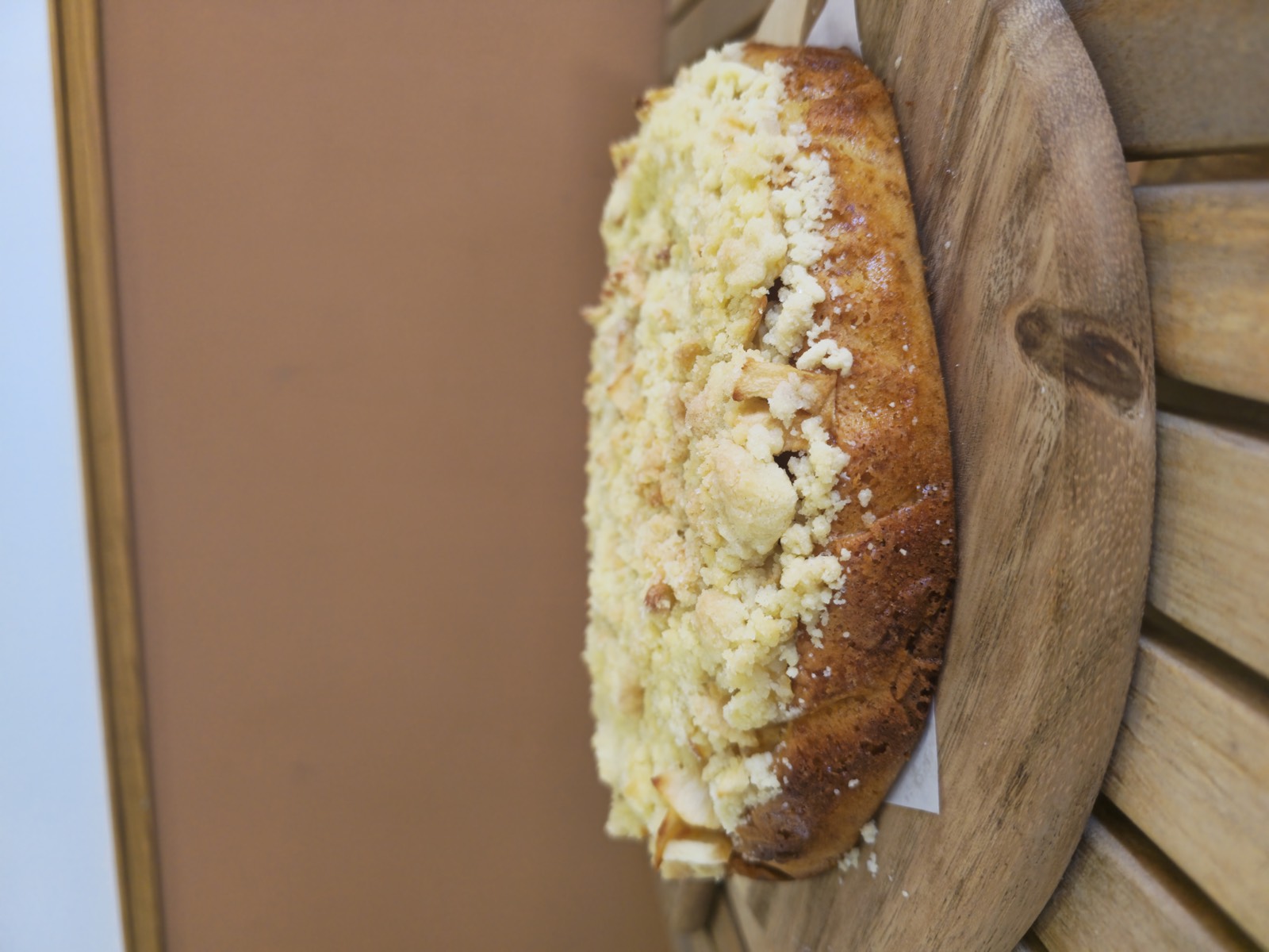 Bolo de maçã com crumble